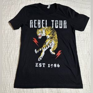 VICI REBEL TIGER TOUR COTTON TEE